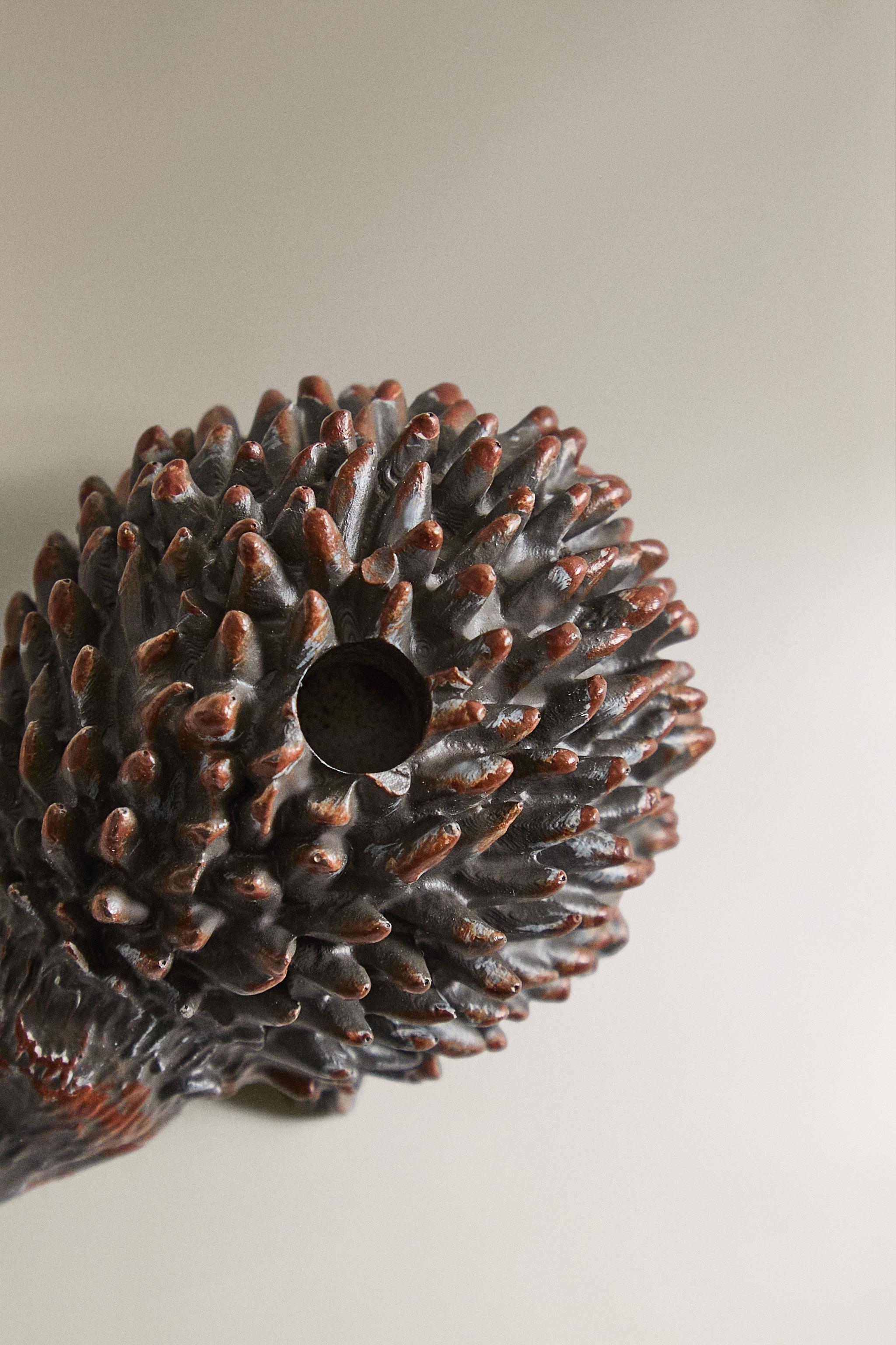 CHRISTMAS HEDGEHOG CANDLESTICK